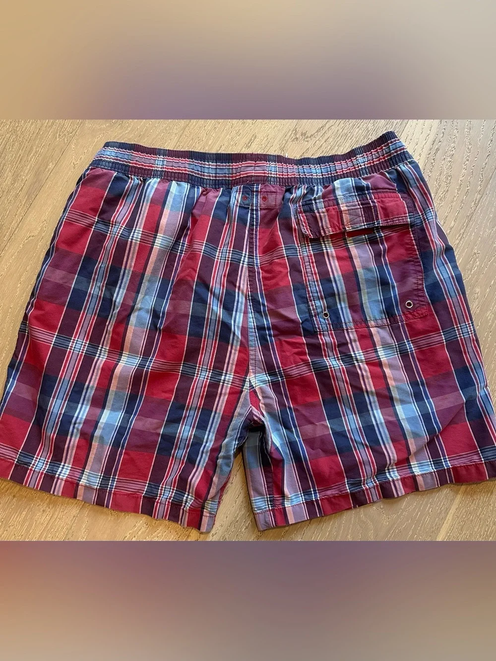 Brooks Brothers Red and Navy Plaid Swim Trunks Size Medium